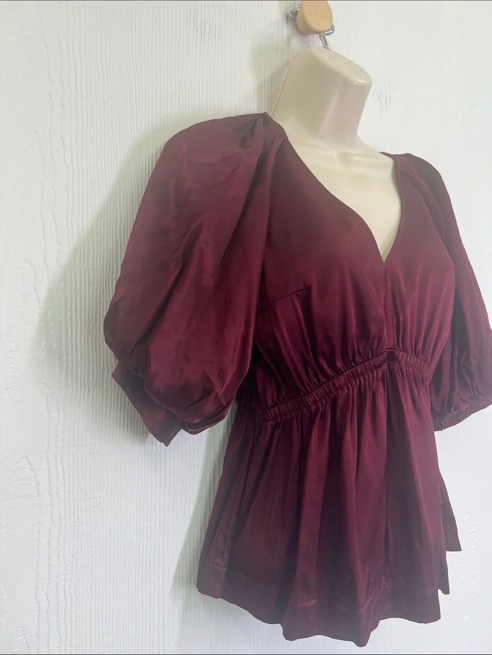 Madewell - Shirred Puff Short Sleeve Burgundy Deep V Neck Blouse Size Small